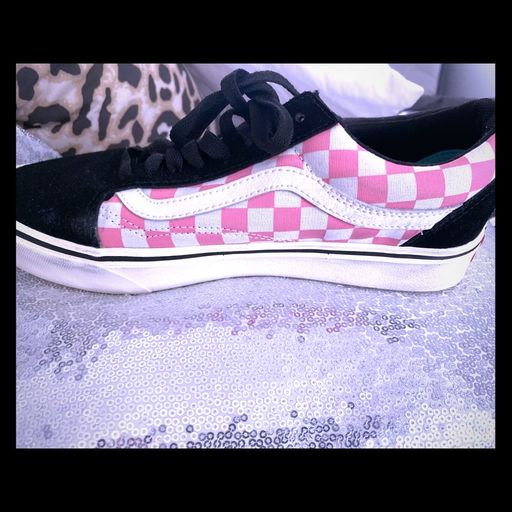 Woman’s Van Sneakers
